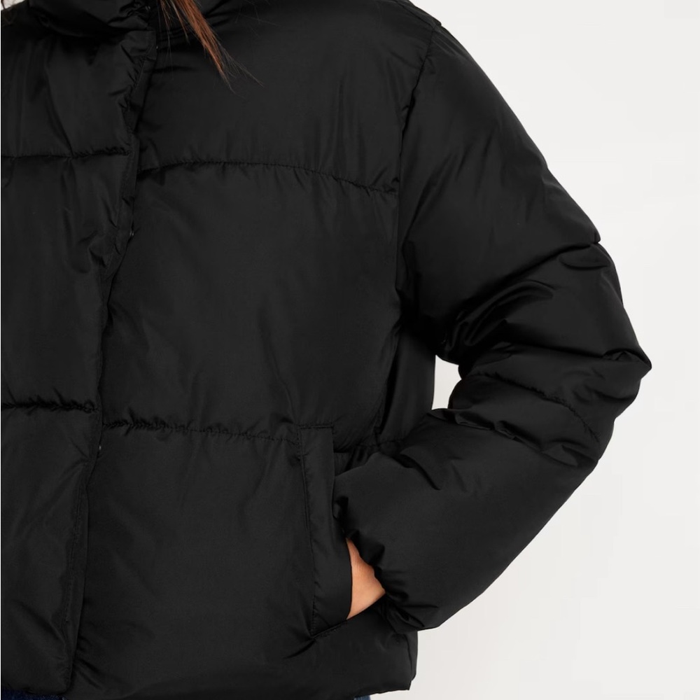 Black puffer cropped  zip jacket
